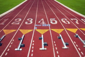 奥客：神来之笔！弗里克妙手换人激活拉什福德，替补登场4分钟献助攻，赛季21场造15球闪耀欧冠之夜