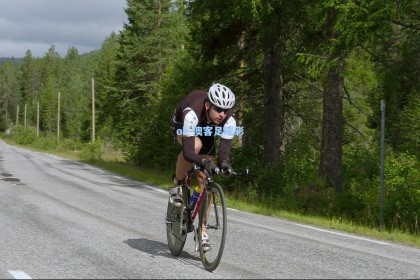 okooo|火箭官方分享杜兰特赛场照致敬，凯文今晚在费城狂砍36分诠释不朽